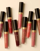 Max Factor Lipfinity Velvet Matte matná tekutá rtěnka odstín 020 Coco Creme 35 ml