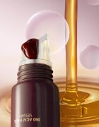 Max Factor Miracle Pure Lip Enhancer hydratační lesk na rty odstín 070 Peach Cream 12 ml