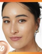 MAYBELLINE NEW YORK SuperStay Vitamin C Skin Tint sérum pro sjednocení barevného tónu pleti odstín 10 30 ml