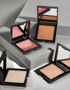Mia Cosmetics Light Builder kompaktní pudrový rozjasňovač odstín 04 Zoom 9 g
