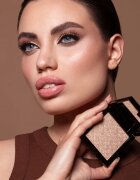 Mia Cosmetics Light Builder kompaktní pudrový rozjasňovač odstín 04 Zoom 9 g