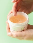 milk_shake® Lifestyling Glossy Wax vosk pro definici a lesk 90 ml