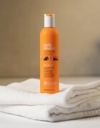 milk_shake® Three pack Amazing + Moisture & More sada pro suché vlasy