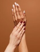 MUA Makeup Academy Nail Colour lak na nehty odstín Greige 10 ml