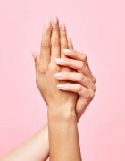 MUA Makeup Academy Nail Colour lak na nehty odstín Greige 10 ml