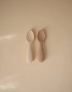 Mushie Toddler Starter Spoons lžička Natural/ Shifting Sand 12m+ 2 ks