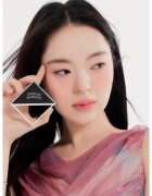 MUZIGAE MANSION Fitting Blush tvářenka s matným efektem odstín 04 Vibe 5 g