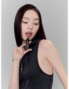 MUZIGAE MANSION Moodwear Blur Lipstick matná hydratační rtěnka odstín 002 Maxi 4 g