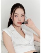 MUZIGAE MANSION Moodwear Blur Lipstick matná hydratační rtěnka odstín 003 Nuddy 4 g