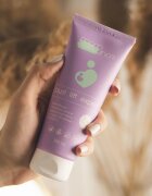 Nacomi Mom & Who zpevňující sérum na poprsí pro těhotné ženy 100 ml