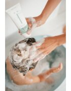 Naif Baby & Kids Shampoo jemný čisticí šampon pro děti 200 ml
