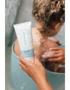 Naif Baby & Kids Wash Gel čisticí a mycí gel pro děti a miminka na tělo a obličej 100 ml