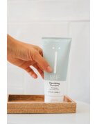 Naif Personal Care Shampoo jemný čisticí šampon pro všechny typy vlasů 200 ml