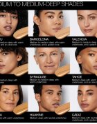 NARS Light Reflecting™ Foundation rozjasňující make-up pro přirozený vzhled odstín MOOREA 30 ml