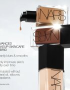 NARS Light Reflecting™ Foundation rozjasňující make-up pro přirozený vzhled odstín PUNJAB 30 ml