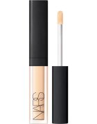 NARS Mini Radiant Creamy Concealer krémový korektor (rozjasňující) odstín NOUGATINE 1.4 ml