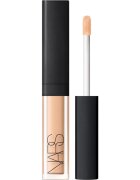 NARS Mini Radiant Creamy Concealer krémový korektor (rozjasňující) odstín TOFFEE 1.4 ml