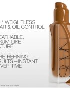 NARS Natural Matte Longwear Foundation dlouhotrvající make-up s matným efektem odstín BARCELONA 30 ml
