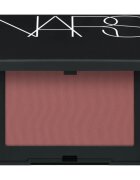 NARS Powder Blush dlouhotrvající tvářenka odstín INFATUATED 4.8 g