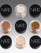 NARS Soft Matte Complete Concealer matující korektor pro plné krytí odstín WALNUT 6.2 g