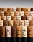 NARS SOFT MATTE Complete Foundation matující make-up odstín MARQUISES 45 ml