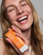 NIP+FAB Vitamin C Fix Glow Moisturiser rozjasňující pleťový krém SPF 50 50 ml