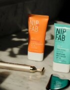 NIP+FAB Vitamin C Fix Glow Moisturiser rozjasňující pleťový krém SPF 50 50 ml