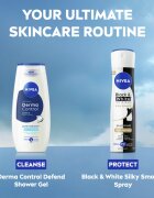 Nivea Black & White Invisible Silky Smooth antiperspirant ve spreji pro ženy 200 ml