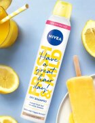 Nivea Fresh Revive suchý šampon pro zvětšení objemu Light Tones 200 ml