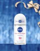 Nivea Rose Touch dárková sada pro výživu a hydrataci