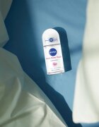Nivea Rose Touch kuličkový antiperspirant pro ženy 50 ml