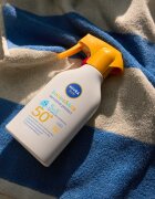 Nivea SUN Babies & Kids dětský sprej na opalování pro citlivou pokožku SPF 50+ 250 ml