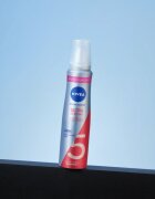Nivea Ultra Strong pěnové tužidlo 150 ml
