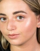 Nudestix Nudies Glow multifunkční rozjasňovač v tyčince odstín Hey Honey 7 g