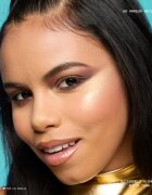 NYX Professional Makeup Buttermelt Highlighter rozjasňovač odstín butta than gold 25 5 g