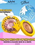 NYX Professional Makeup The Simpsons Highlighter rozjasňovač odstín Glazed Over 7.1 g