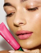 OLEHENRIKSEN Pout Preserve Chillers hydratační lesk na rty s chladivým účinkem odstín Maldives Melon 12 ml