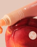 OLEHENRIKSEN Pout Preserve Peptide Lip Treatment hydratační lesk na rty odstín Peach Glaze 12 ml