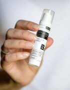 Olival Professional Vitamin B3 hydratační fluid na oční okolí 15 ml