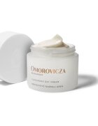 Omorovicza Hydro-Mineral Cushioning Day Cream omlazující denní krém pro všechny typy pleti 50 ml