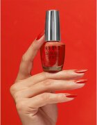 OPI Infinite Shine Silk lak na nehty s gelovým efektem Knock 'Em Red 15 ml