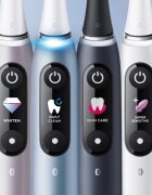 Oral-B iO 9 elektrický zubní kartáček s nabíjecím pouzdrem Rose Quartz 1 ks