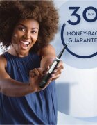 Oral-B iO White Clean elektrický zubní kartáček s pouzdrem na nabíječku Matte Black 1 ks