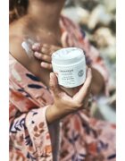 Organique Soothing Therapy vyživující tělové máslo s kozím mlékem 200 ml