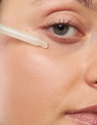 Orphica Pure noční rozjasňující sérum na oční okolí 15 ml