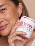 Peter Thomas Roth EVEN SMOOTHER™ Glycolic Retinol Resurfacing Peel Pads peelingové pleťové tamponky na noc 1 cps