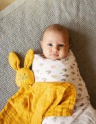 Petite&Mars Hugo Bamboo Comforter usínáček Intense Ochre 1 ks