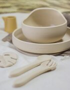 Petite&Mars Take&Match Silicone Bowl miska s přísavkou Desert Sand 6 m+ 360 ml