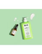 Q+A AHA Exfoliator obnovující tělové mléko s exfoliačním účinkem vůně Golden Vanilla + Coconut 250 ml