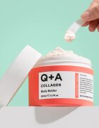 Q+A Collagen tělové máslo s vyživujícím účinkem vůně Golden Pear + Grape 200 ml